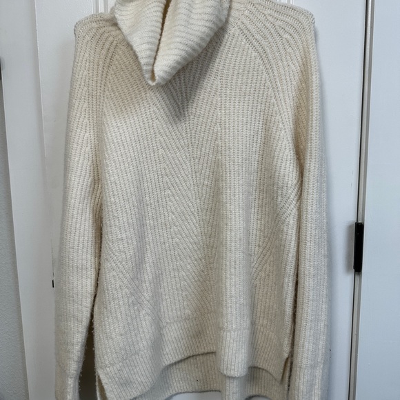 MADEWELL - Knit Cozy Turtleneck Size Medium - Picture 5 of 9